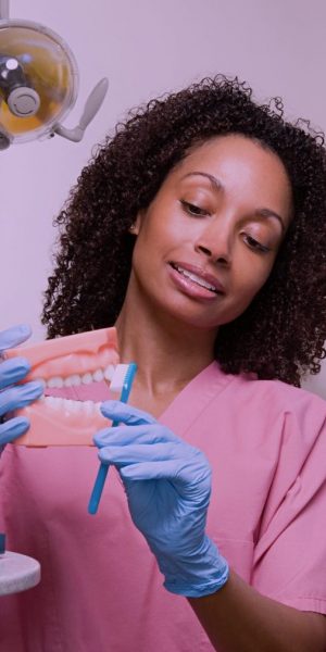 04-Hygienist-black-featured2